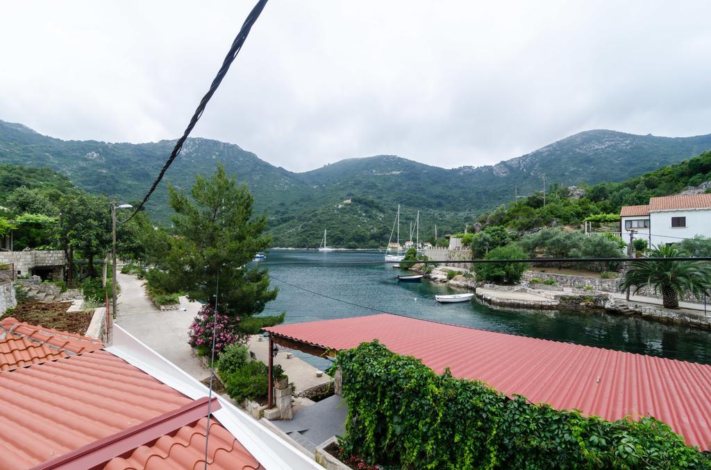 Apartments Porto Della Vita Okuklje Ngoại thất bức ảnh