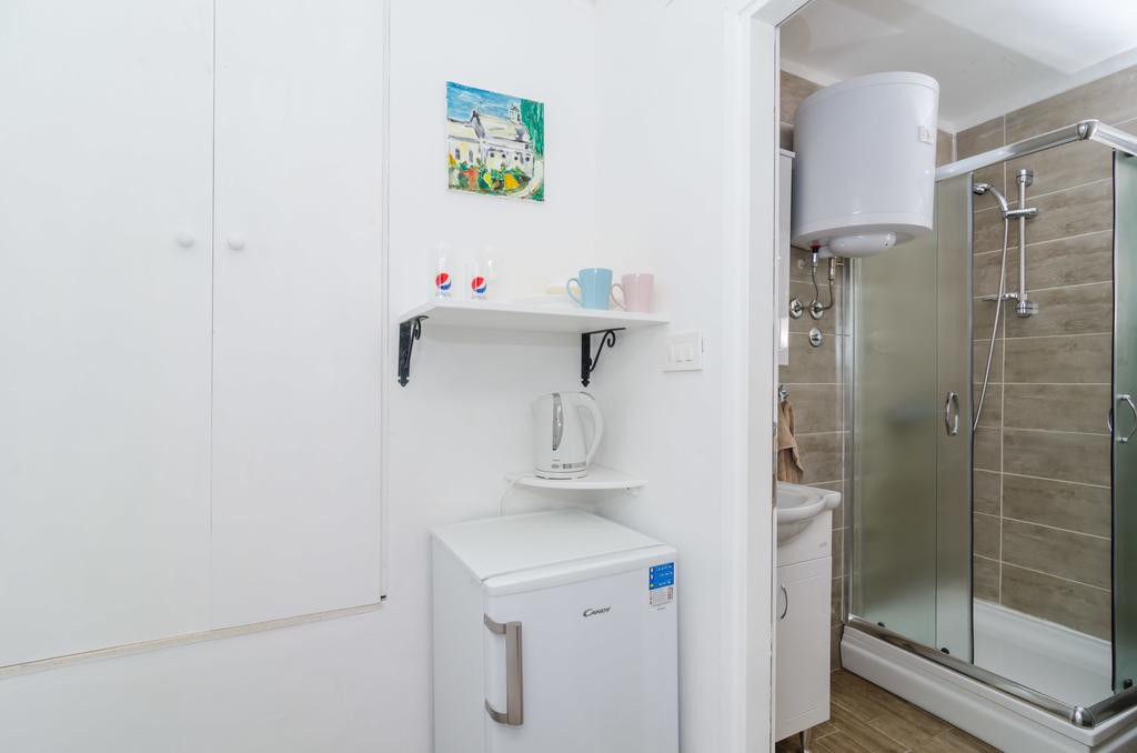 Apartments Porto Della Vita Okuklje Ngoại thất bức ảnh